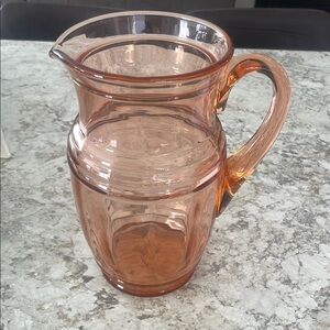 Vintage 1920/30’s pink depression glass pitcher